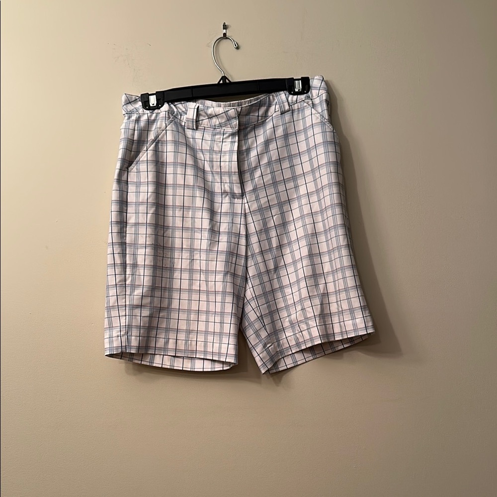Tommy Bahama DRI-LOGIC Plaid Golf Shorts | Size 8